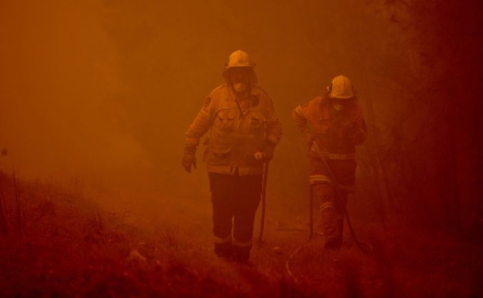 Twenty Firefighters Who Battled California Blazes Head To Australia